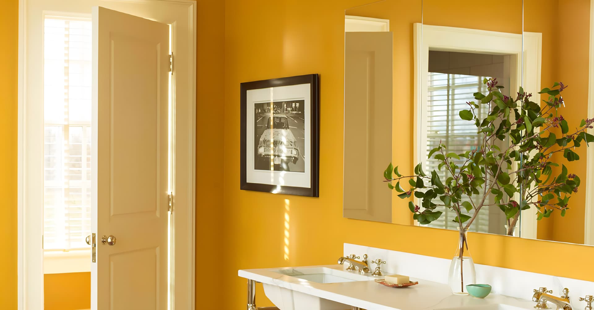 Des couleurs vives ou pastels pour les murs des pièces humides.